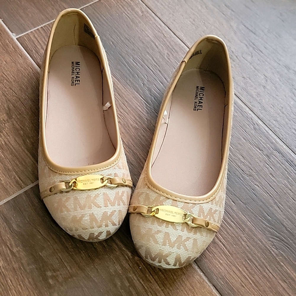 Michael Kors Flats